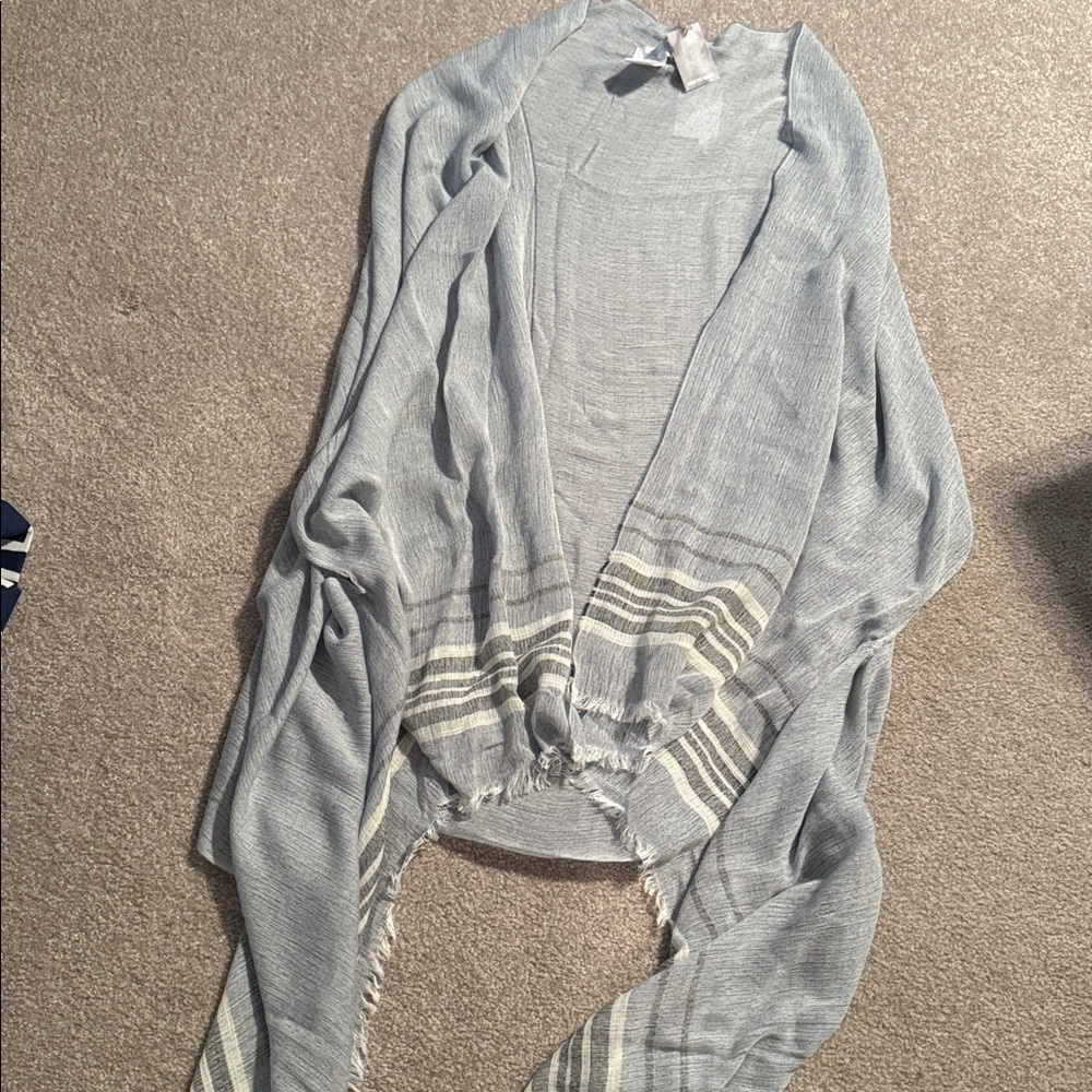 Zighilli Gray and Light Blue Travel wrap